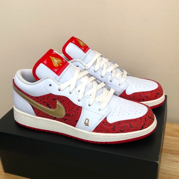 ❤️🤍NIKE AIR JORDAN 1 LOW SE GS SNEAKERS🤍❤️ - Picture 3 of 13